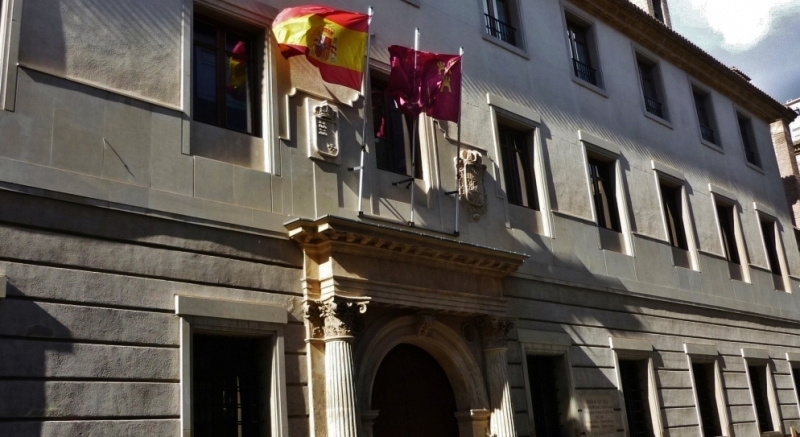 UGT se reúne con responsables de contratación del Gobierno de Murcia
